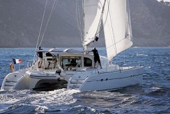 Location-catamaran-skipper-guadeloupe